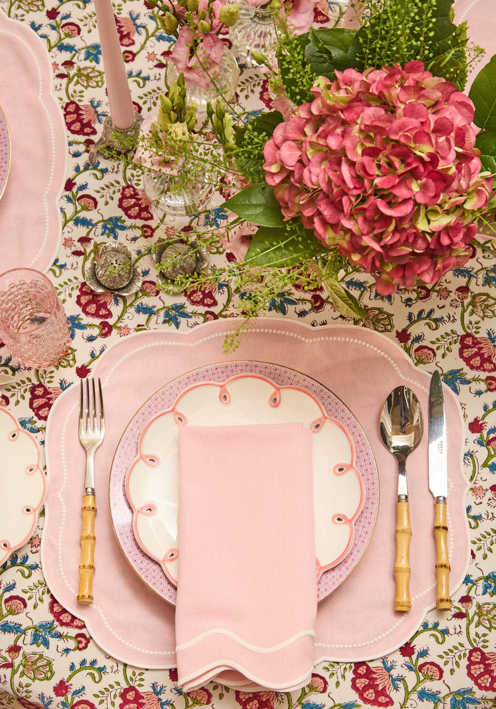 Scalloped Petal Placemat in Blush Pink